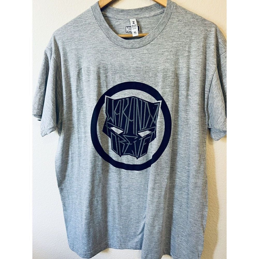 Marvel Black Panther Wakanda Forever T Shirt Size XL